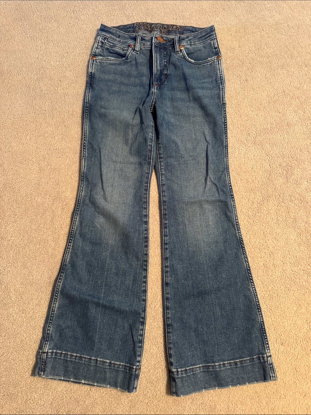 Wrangler Retro Trouser Flared Denim Jeans in Classic Blue 27